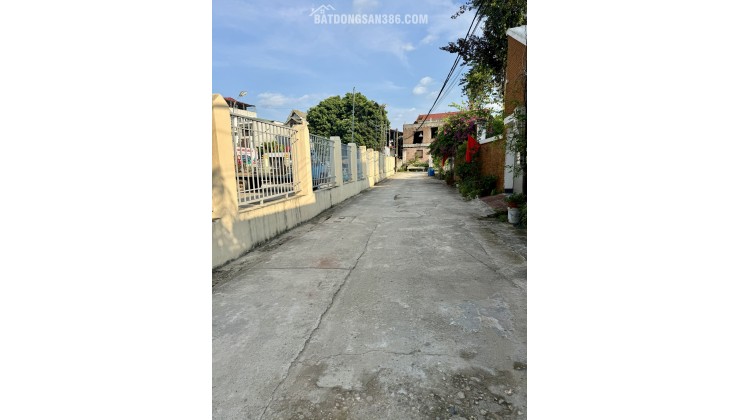 100M RA ĐẾN QL21- Lô đất giá êm nhất khu vực gần chợ Hoà Lạc