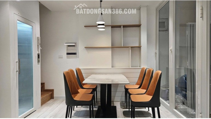 TRUNG TÂM ĐỐNG ĐA - SIÊU PHẨM 6 TẦNG THANG MÁY- NHÀ ĐẸP FULL NỘI THẤT - VỪA Ở VỪA CHO THUÊ ĐỈNH CAO - VÀI BƯỚC RA PHỐ - KHU HIẾM NHÀ BÁN.