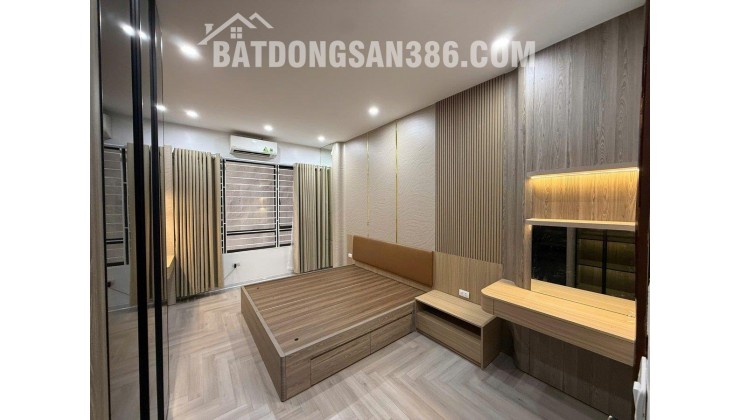 TRUNG TÂM ĐÔNG ĐA - PHỐ NGUYỄN LƯƠNG BẰNG-  5 TẦNG FULL NỘI THẤT - CÁCH 0T0 60M