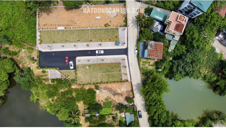 Bán đất đẹp tại Chợ Hoà Lạc, 40 triệu / m2, 125 m2, mặt tiền 8m, pháp lý đầy đủ