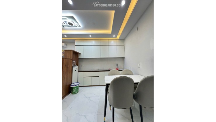 Bán nhà 2 tầng 41m2, 3PN, Nguyễn Văn Quỳ, Q7, 4.9 tỷ