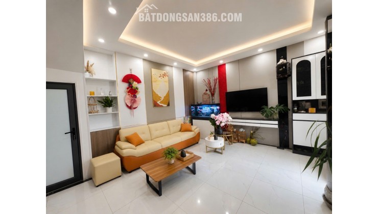 BÁN NHÀ 5 TẦNG PHÚC LỢI, FULL NỘI THẤT NHÀ ĐẸP HIẾM