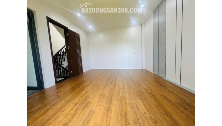BÁN NHÀ 5 TẦNG PHÚC LỢI, FULL NỘI THẤT NHÀ ĐẸP HIẾM