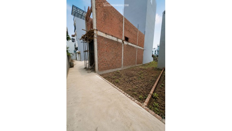 BÁN ĐẤT PHÚC LỢI PHÂN LÔ 45M THÔNG Ô TÔ CHỈ 5.3 TỶ