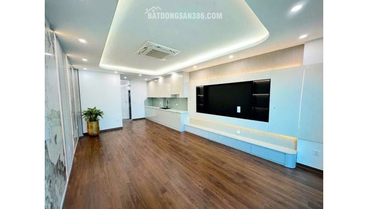 BÁN GẤP NHÀ PHỐ ĐÀM QUANG TRUNG, LÔ GÓC 6 TẦNG THANG MÁYẦNG