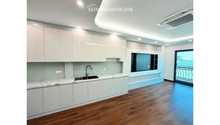 BÁN GẤP NHÀ PHỐ ĐÀM QUANG TRUNG, LÔ GÓC 6 TẦNG THANG MÁYẦNG