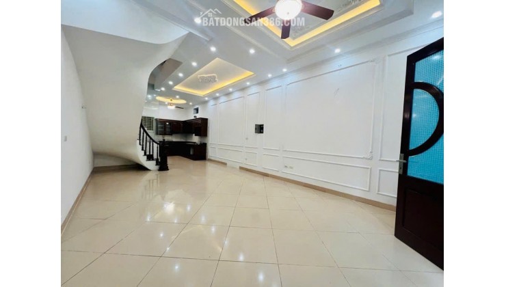 BÁN GẤP NHÀ PHÚC LỢI, 4 TẦNG. LÔ GÓC NHÀ DÂN XÂY 80M2 CHỈ HƠN 8 TỶ