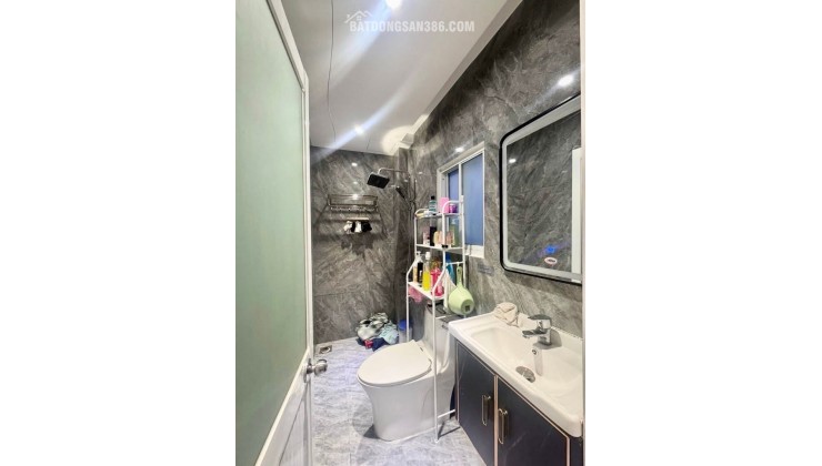NHÀ ĐẸP GÒ VÁP - VÀI BƯỚC RA MẶT PHỐ - NHỈNH 3 TỎI