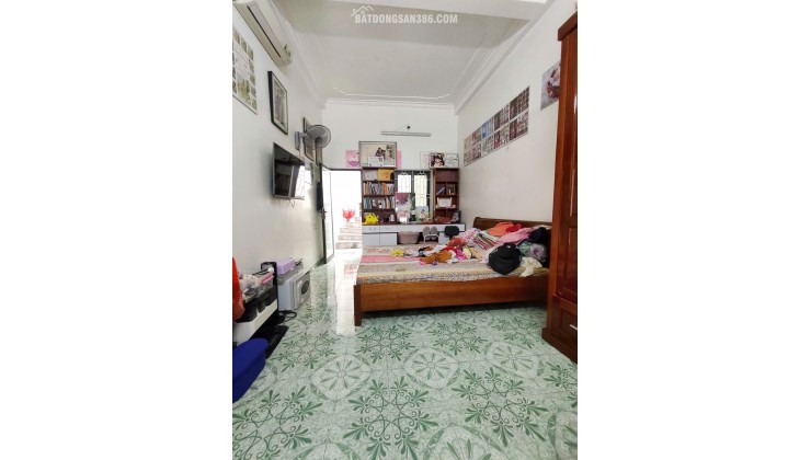 NHÀ ĐẸP NGÕ 81 PHẠM HỮU ĐIỀU – LÊ CHÂN, HẢI PHÒNG Căn nhà vị trí trung tâm, ngõ thông kinh doanh sầm uất, dân cư đông đúc