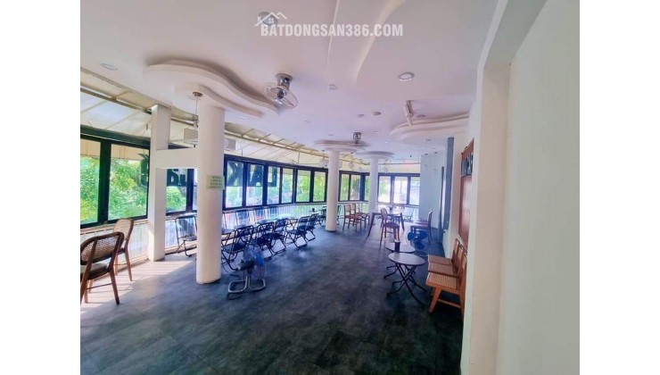 Bán Toàn Văn Phòng Lô Góc Mặt Phố Hồng Tiến, Long Biên 260m2 MT30m 8 tầng 125 tỷ