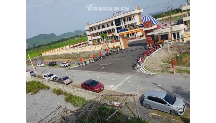 Bán đất Khu đấu giá Thanh Sơn - Mặt tiền rộng - View Sân Vận Động - Thoáng vĩnh viễn