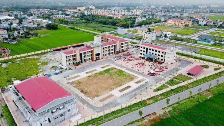 Bán đất Khu đấu giá Thanh Sơn - Mặt tiền rộng - View Sân Vận Động - Thoáng vĩnh viễn