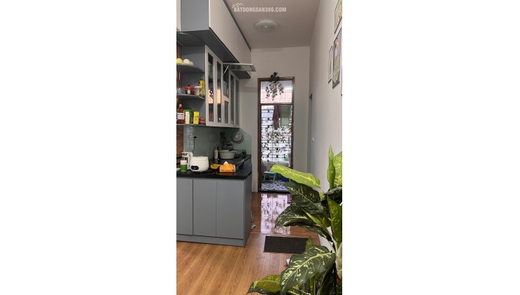 BÁN CĂN 4F - YÊN HÒA CẦU GIẤY - 62M2 - 2 NGỦ - HƠN 5 TỶ  - 0963 815 489
