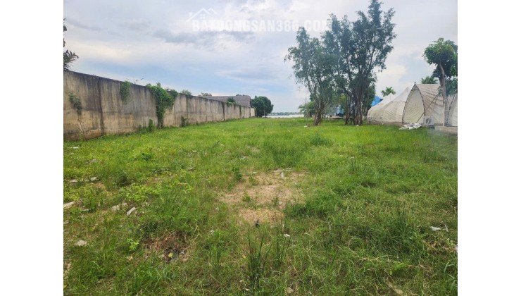 bán Đất mặt tiền - view sông - gần Vinhomes Grand Park - Q9 - Gần đền thờ tổ Hoài Linh.