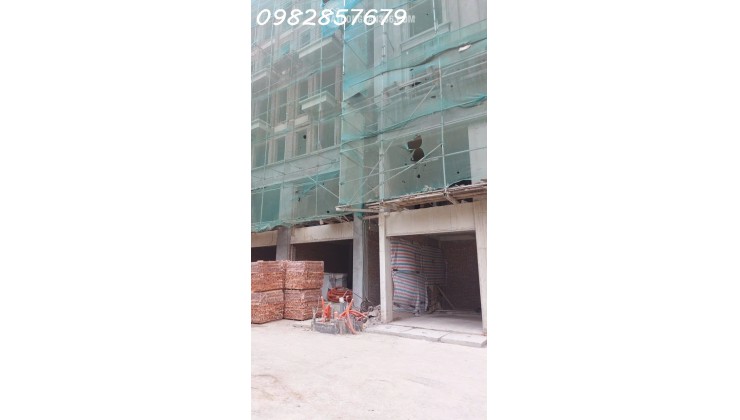 Cực phẩm hiếm! Bán nhà phố Láng Hạ xây 7 tầng bề thế, trung tâm Ba Đình