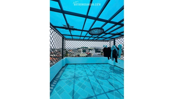 NHÀ ĐẸP  XÂY MỚI CỨNG- FULL NỘI THẤT ĐẸP LONG LANH-6 TẦNG THANG MÁY ÊM RU -KHÁCH CHỈ VIỆC SÁCH VALI ĐẾN Ở