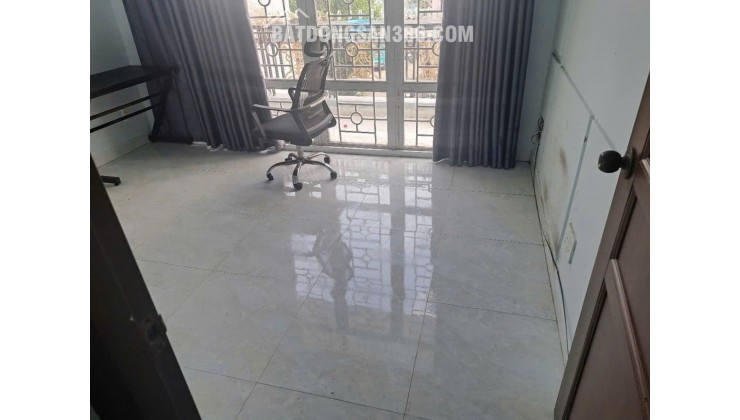 Q7 CÁCH PHÚ MỸ HƯNG 300M_ĐANG CHO THUÊ 9TR/th_57M2_3 TẦNG ĐÚC KIÊN CỐ