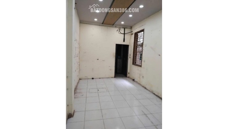 CHÍNH CHỦ CẦN CHO THUÊ MẶT BẰNG TẦNG 1 MẶT TIỀN ĐẸP TẠI 101 NÚI TRÚC - GIẢNG VÕ - HÀ NỘI