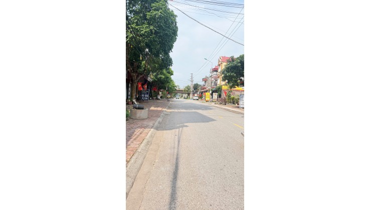 Bán Đất Trung tâm Thị Trấn Kép, huyện Lạng Giang, Bắc Giang. 606 m2 - Mặt tiền 11 m. giá 5,4 tỷ