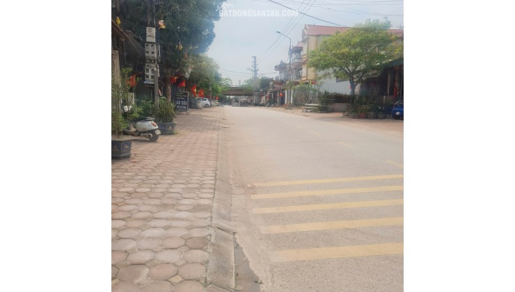 Bán Đất Trung tâm Thị Trấn Kép, huyện Lạng Giang, Bắc Giang. 606 m2 - Mặt tiền 11 m. giá 5,4 tỷ