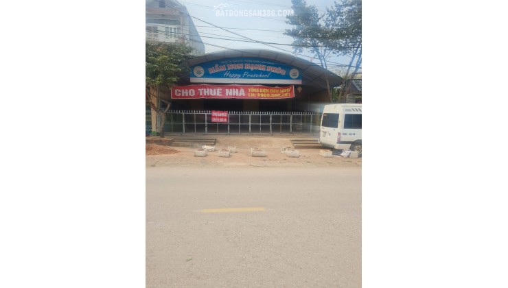 Bán Đất Trung tâm Thị Trấn Kép, huyện Lạng Giang, Bắc Giang. 606 m2 - Mặt tiền 11 m. giá 5,4 tỷ