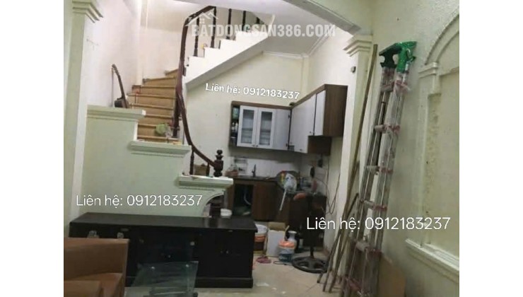 BÁN NHÀ TẠI 1B NGÕ 260 TÂN MAI, HOÀNG MAI, HÀ NỘI 27M2 SỔ ĐỎ CHỈ 7,65 TỶ. LH:0912183237.