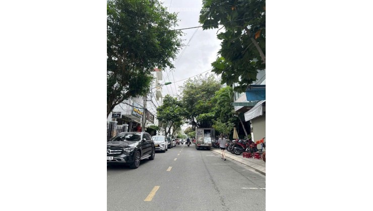 CHO THUÊ MẶT BẰNG KINH DOANH – LÊ ĐẠI HÀNH, NHA TRANG - Diện tích sử dụng ~ 400m²  Ngang 9m - lh : 0905.724.084 Ngoc Bich Land