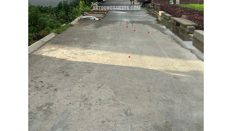 BÁN ĐẤT DƯƠNG QUANG GIA LÂM DT 45M2 GẦN Ô TÔ TRƯỜNG HỌC CÁC CẤP PHÂN KHÚC HỮU HẠN NHỈNH 2 TỶ