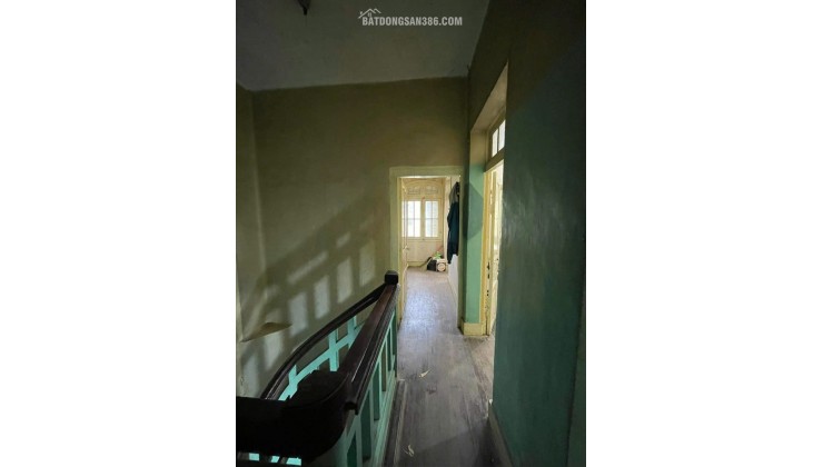 BIỆT THỰ PHÁP CỔ TTTP ĐÀ LẠT 1800M2 PHÁP LÝ RÕ RÀNG 75 TỶ. LH:0909267003.