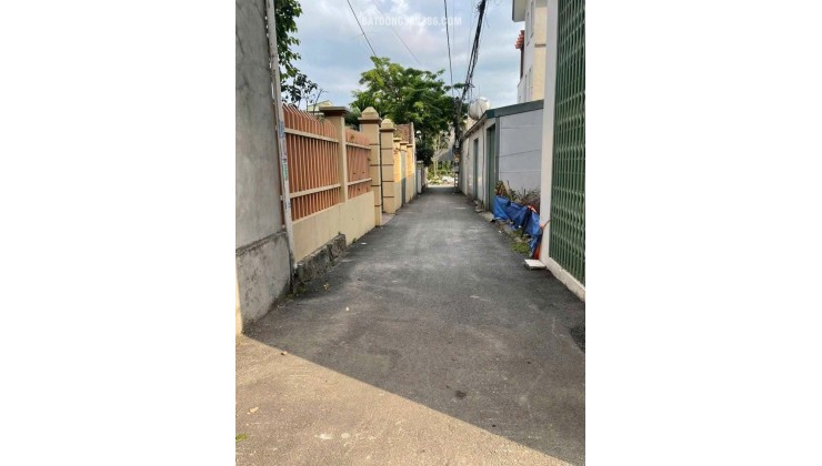 thổ cư khả lễ mặt hơn 5m đông nam dưới 3 tỷ gần chợ trường