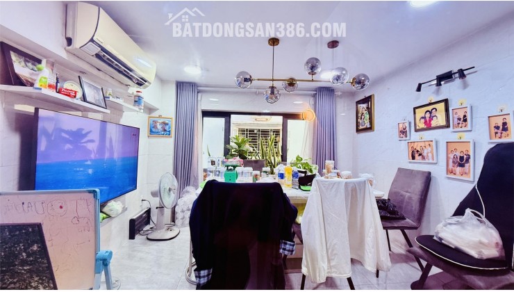BÁN NHÀ TRUNG TÂM NGUYỄN TRÃI - QUẬN 1 – VỊ TRÍ VÀNG KINH DOANH ĐA NGÀNH NGHỀ