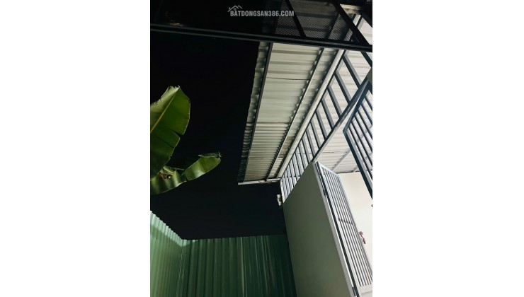 BÁN NHÀ GẦN SÂN BANH THẠNH XUÂN 25 Q12, DT 70M2 SHC CHỈ 1.040 TỶ. LH:NAM.0963677706.