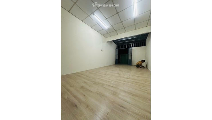 BÁN NHÀ GẦN SÂN BANH THẠNH XUÂN 25 Q12, DT 70M2 SHC CHỈ 1.040 TỶ. LH:NAM.0963677706.