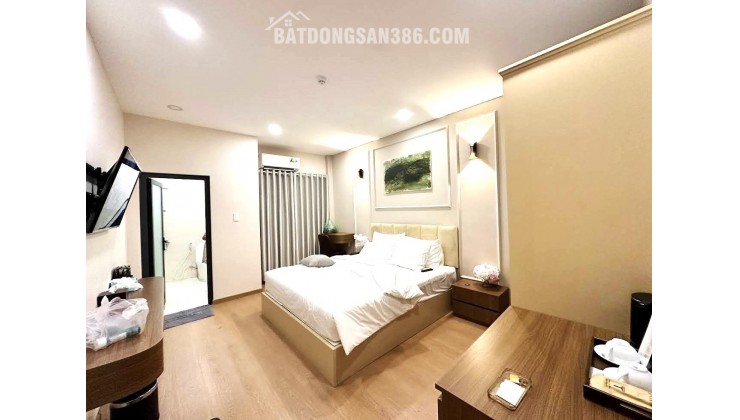 BÁN KHÁCH SAN CAO CẤP NGAY TRUNG TÂM QUẬN 1, 5 TẦNG, DÒNG TIỀN 200 TRIỆU/THANG.