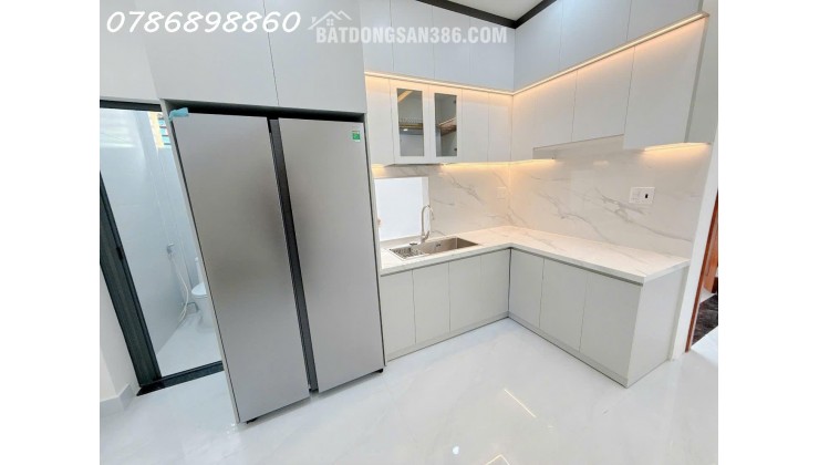  NHÀ GÓC 2 MẶT TIỀN – VỊ TRÍ CỰC ĐẸP NGAY TRUNG TÂM QUẬN 7 