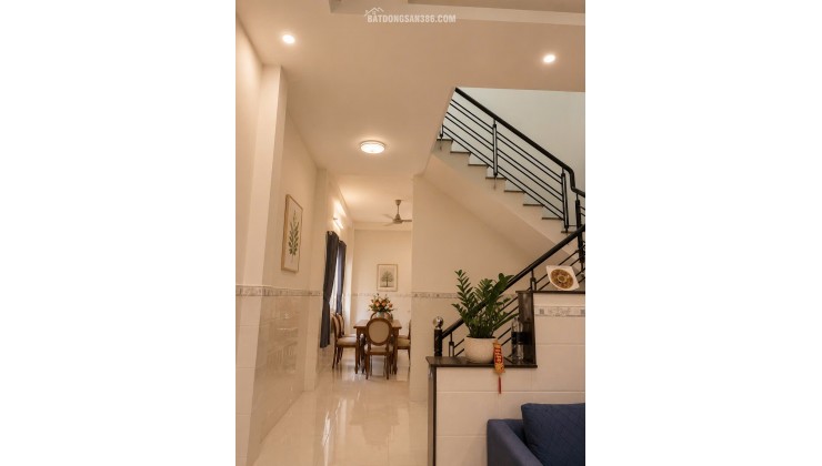 NHÀ LÔ GÓC 85M²- LÊ VĂN LƯƠNG– DT 5X17, 4 PN– ĐƯỜNG NHỰA 6M – SHR HOÀN CÔNG ĐỦ – GIÁ 5 TỶ HAI