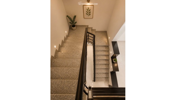 NHÀ LÔ GÓC 85M²- LÊ VĂN LƯƠNG– DT 5X17, 4 PN– ĐƯỜNG NHỰA 6M – SHR HOÀN CÔNG ĐỦ – GIÁ 5 TỶ HAI