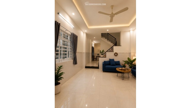NHÀ LÔ GÓC 85M²- LÊ VĂN LƯƠNG– DT 5X17, 4 PN– ĐƯỜNG NHỰA 6M – SHR HOÀN CÔNG ĐỦ – GIÁ 5 TỶ HAI