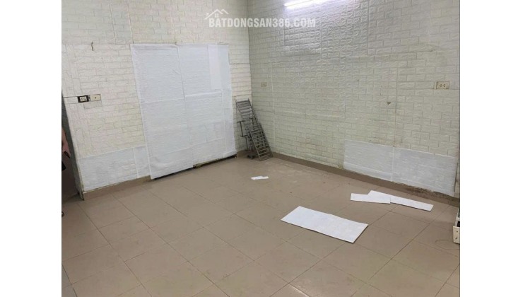 CHÍNH CHỦ CHO THUÊ TẦNG 1 KHU TẬP THỂ C2 VŨ NGỌC PHAN - PHƯỜNG LÁNG HẠ CŨ ( Phường Láng mới) - ĐỐNG ĐA - HÀ NỘI