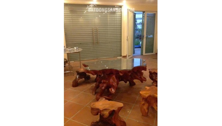 CHÍNH CHỦ CHO THUÊ NHÀ MẶT HỒ BẢY GIAN - PHỐ ĐỘI CẤN - PHƯỜNG NGỌC HÀ - BA ĐÌNH - HÀ NỘI.