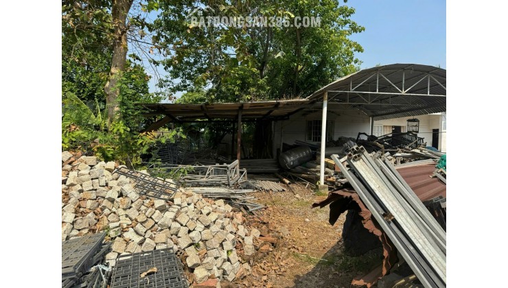 BÁN ĐẤT LONG BÌNH, QUẬN 9 - DT 1000M2 - SHR - 38.5 TỶ. LH:0907511230 - 0908334579.