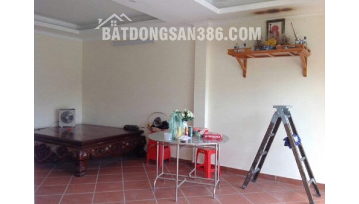 CHÍNH CHỦ CHO THUÊ NHÀ MẶT HỒ BẢY GIAN – PHỐ ĐỘI CẤN – PHƯỜNG NGỌC HÀ – BA ĐÌNH – HÀ NỘI.