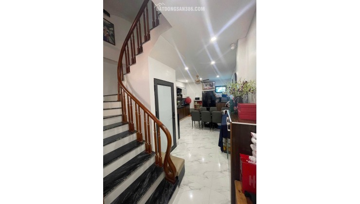 BÁN NHÀ ĐỨC THƯỢNG - 5 TẦNG MỚI TINH - NỘI THẤT XỊN - 40M2 - CHỈ 5X TỶ
