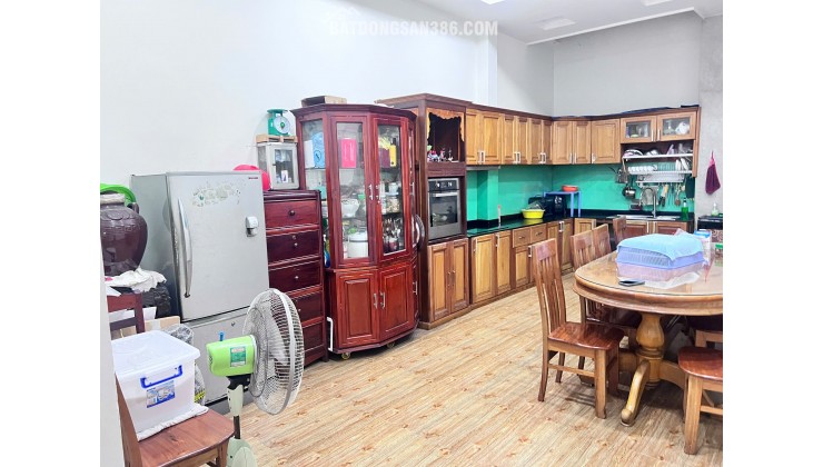 BÁN NHÀ 4 TẦNG MẶT TIỀN MẠC ĐĨNH CHI – GIÁ 15 TỶ

 - Diện tích: 75m²- Ngang: 4 m -  Giá bán: 15tỷ -     Lh : 0905724084 Ngoc Bich Land