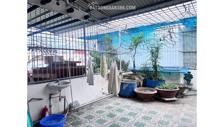 BÁN NHÀ 4 TẦNG MẶT TIỀN MẠC ĐĨNH CHI – GIÁ 15 TỶ

 - Diện tích: 75m²- Ngang: 4 m -  Giá bán: 15tỷ -     Lh : 0905724084 Ngoc Bich Land