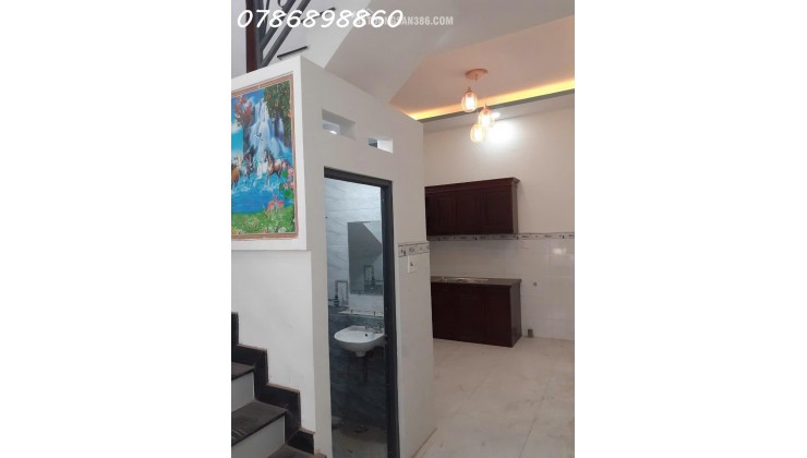  BÁN NHÀ MẶT TIỀN 1041 TRẦN XUÂN SOẠN, P. TÂN HƯNG, QUẬN 7 