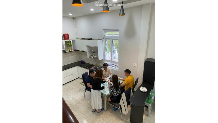 CHO THUÊ VILLA FULL NỘI THẤT CƠ BẢN ĐỒI THÔNG TIN PHƯỜNG 8
