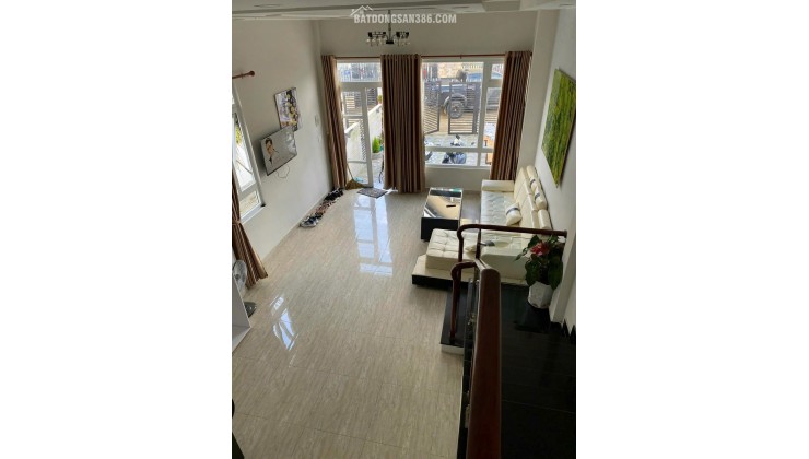 CHO THUÊ VILLA FULL NỘI THẤT CƠ BẢN ĐỒI THÔNG TIN PHƯỜNG 8