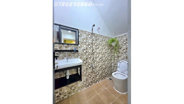  Nhà đẹp – vị trí kinh doanh cực tốt hẻm 1147 Huỳnh Tấn Phát, Quận 7