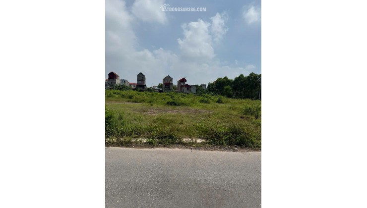 Bán đất gần Vin Home Đồng Sơn, TP Bắc Giang. 108m2 - MT 6m. Đường 21m. Giá 4,1 tỷ
